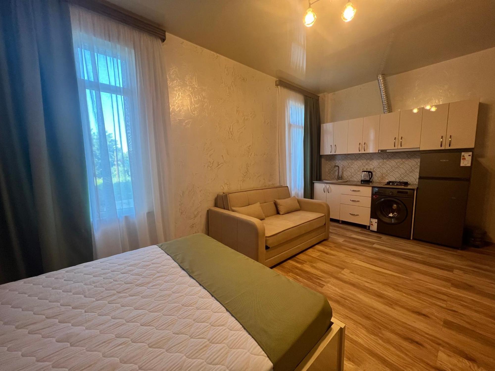 Apartments Nita Batumi Exterior photo