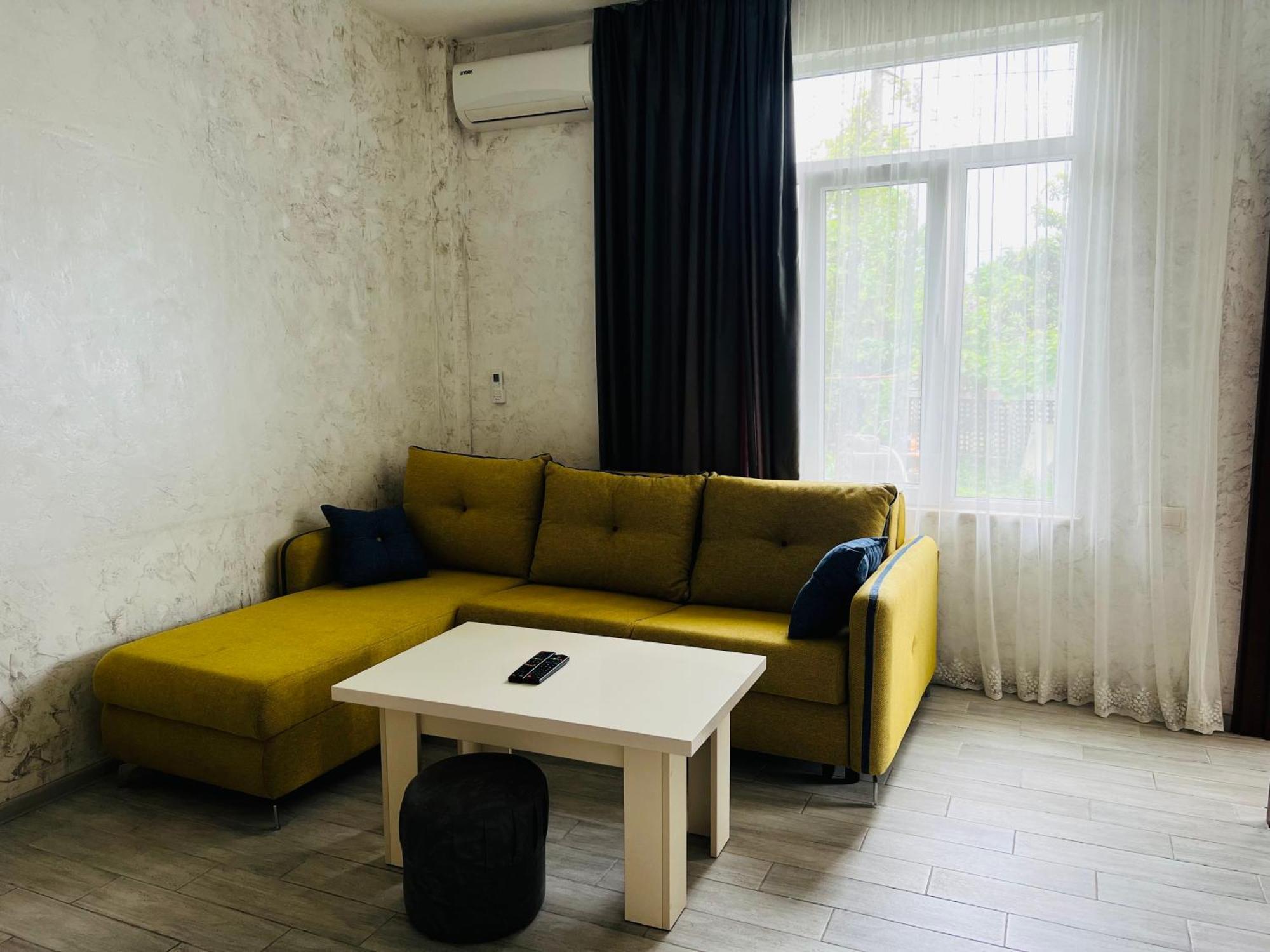 Apartments Nita Batumi Exterior photo