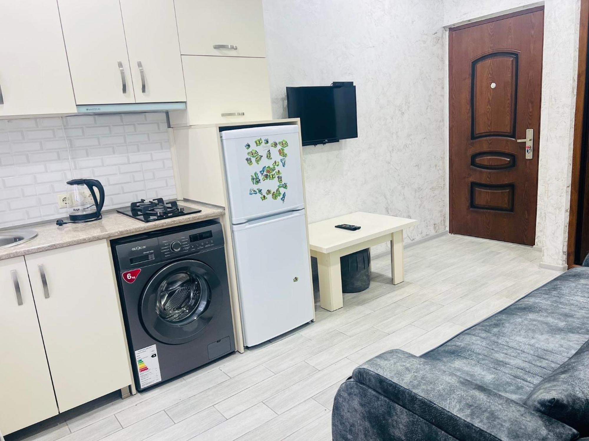 Apartments Nita Batumi Exterior photo